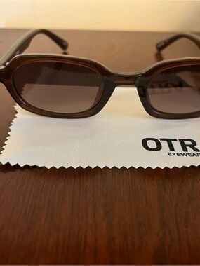 OTR Eyewear Brown Rectangular Sunglasses